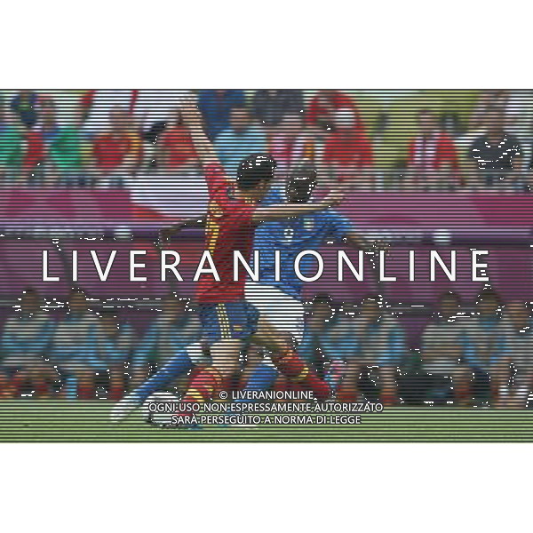 10.06.2012 GDANSK - ARENA GDANSK ( GDANSK POLAND ARENA GDANSK STADIUM STADIUM) PILKA NOZNA (FOOTBALL ) MISTRZOSTWA EUROPY W PILCE NOZNEJ UEFA EURO 2012 ( EUROPEAN CHAPIONSHIPS UEFA EURO 2012 ) GRUPA C ( POOL C) MECZ HISZPANIA - WLOCHY ( GAME SPAIN - ITALY ) NZ ALVARO ARBELOA (L) MARIO BALOTELLI (P) FOTO MATEUSZ TRZUSKOWSKI/CYFRASPORT/NEWSPIX.PL --- Newspix.pl /Agenzia Aldo Liverani Sas - ITALY ONLY - Spagna-Italia Campionati Europei UEFA 2012 Polonia/Ucraina Gruppo C Danzica (Polonia) 10/06/2012 *** Local Caption *** www.newspix.pl mail us: info@newspix.pl call us: 0048 022 23 22 222 --- Polish Picture Agency by Ringier Axel Springer Poland