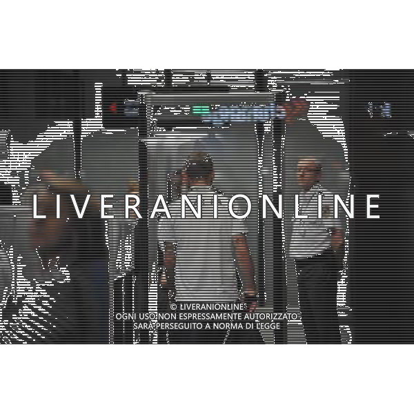 GDANSK 10.06.2012 REPREZENTACJA WLOCH PRZYJECHALA NA LOTNISKO W GDANSKU PO MECZU Z HISZPANIA W RAMACH EURO2012 NA LOTNISKU PO PRZEJSCIU ZA BRAMKE GIANLUIGI BUFFON ZOSTAL PRZESZUKANY N Z MARCIN GADOMSKI/NEWSPIX.PL GDANSK 10.06.2012 THE ITALIAN NATIONAL TEAM CAME TO THE AIRPORT IN GDANSK AFTER THE MATCH WITH SPAIN --- Newspix.pl ITALIA CALCIO DI RITORNO IN AEROPORTO DOPO LA SFIDA CON LA SPAGNA *** Local Caption *** .