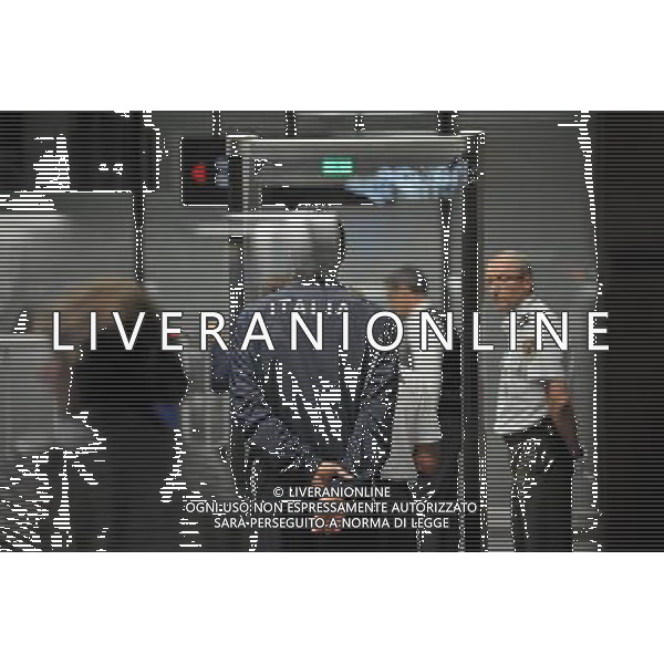 GDANSK 10.06.2012 REPREZENTACJA WLOCH PRZYJECHALA NA LOTNISKO W GDANSKU PO MECZU Z HISZPANIA W RAMACH EURO2012 NA LOTNISKU PO PRZEJSCIU ZA BRAMKE GIANLUIGI BUFFON ZOSTAL PRZESZUKANY N Z GIANLUIGI BUFFON MARCIN GADOMSKI/NEWSPIX.PL GDANSK 10.06.2012 THE ITALIAN NATIONAL TEAM CAME TO THE AIRPORT IN GDANSK AFTER THE MATCH WITH SPAIN --- Newspix.pl ITALIA CALCIO DI RITORNO IN AEREOPORTO DOPO LA SFIDA CON LA SPAGNA *** Local Caption *** .