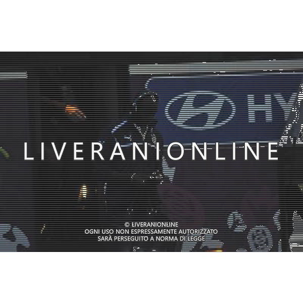 GDANSK 10.06.2012 REPREZENTACJA WLOCH PRZYJECHALA NA LOTNISKO W GDANSKU PO MECZU Z HISZPANIA W RAMACH EURO2012 NA LOTNISKU PO PRZEJSCIU ZA BRAMKE GIANLUIGI BUFFON ZOSTAL PRZESZUKANY N Z MARIO BALOTELLI MARCIN GADOMSKI/NEWSPIX.PL GDANSK 10.06.2012 THE ITALIAN NATIONAL TEAM CAME TO THE AIRPORT IN GDANSK AFTER THE MATCH WITH SPAIN --- Newspix.pl ITALIA CALCIO DI RITORNO IN AEROPORTO DOPO LA SFIDA CON LA SPAGNA *** Local Caption *** .