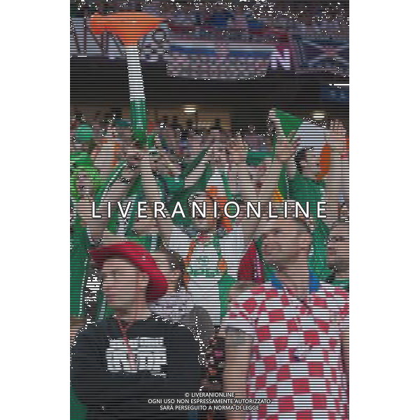 10.06.2012. POZNAN POLSKA, STADION MIEJSKI (MUNICIPAL STADUIM). (UEFA EURO 2012 POLAND UKRAINE) MISTRZOSTWA EUROPY W PILCE NOZNEJ. MECZ IRLANDIA - CHORWACJA GRUPA C (GAME MATCH THE REPUBLIC OF IRELAND - CROATIA POOL C). NZ/ WIDOK KIBICE FOT. JAKUB KACZMARCZYK / PRESSFOCUS NEWSPIXPL --- Newspix.pl irlanda croazia -AG ALDO LIVERANI SAS - ITALY ONLY - *** Local Caption *** .