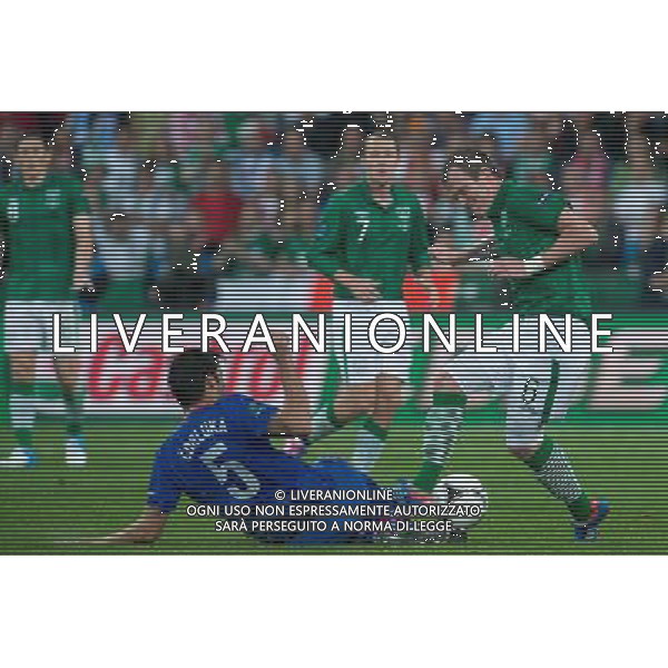 10.06.2012. POZNAN POLSKA, STADION MIEJSKI (MUNICIPAL STADUIM). (UEFA EURO 2012 POLAND UKRAINE) MISTRZOSTWA EUROPY W PILCE NOZNEJ. MECZ IRLANDIA - CHORWACJA GRUPA C (GAME MATCH THE REPUBLIC OF IRELAND - CROATIA POOL C). NZ/ VEDRAN CORLUKA, GLENN WHELAN FOT. JAKUB KACZMARCZYK / PRESSFOCUS NEWSPIXPL --- Newspix.pl irlanda croazia -AG ALDO LIVERANI SAS - ITALY ONLY - *** Local Caption *** .