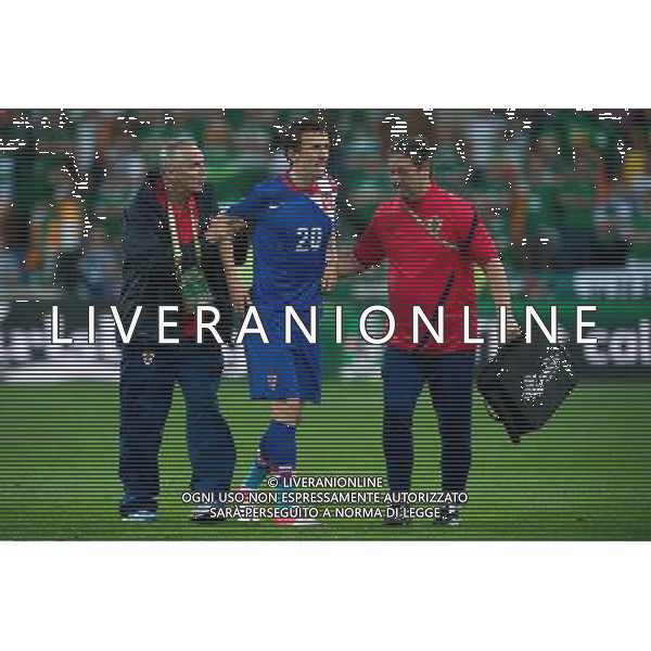 10.06.2012. POZNAN POLSKA, STADION MIEJSKI (MUNICIPAL STADUIM). (UEFA EURO 2012 POLAND UKRAINE) MISTRZOSTWA EUROPY W PILCE NOZNEJ. MECZ IRLANDIA - CHORWACJA GRUPA C (GAME MATCH THE REPUBLIC OF IRELAND - CROATIA POOL C). NZ/ KONTUZJA IVAN PERISIC FOT. JAKUB KACZMARCZYK / PRESSFOCUS NEWSPIXPL --- Newspix.pl irlanda croazia -AG ALDO LIVERANI SAS - ITALY ONLY - *** Local Caption *** .