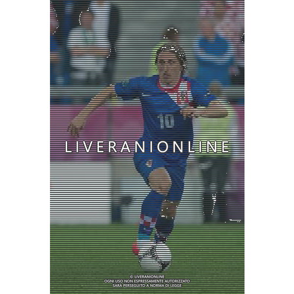 10.06.2012. POZNAN POLSKA, STADION MIEJSKI (MUNICIPAL STADUIM). (UEFA EURO 2012 POLAND UKRAINE) MISTRZOSTWA EUROPY W PILCE NOZNEJ. MECZ IRLANDIA - CHORWACJA GRUPA C (GAME MATCH THE REPUBLIC OF IRELAND - CROATIA POOL C). NZ/ LUKA MODRIC FOT. JAKUB KACZMARCZYK / PRESSFOCUS NEWSPIXPL --- Newspix.pl irlanda croazia -AG ALDO LIVERANI SAS - ITALY ONLY - *** Local Caption *** .