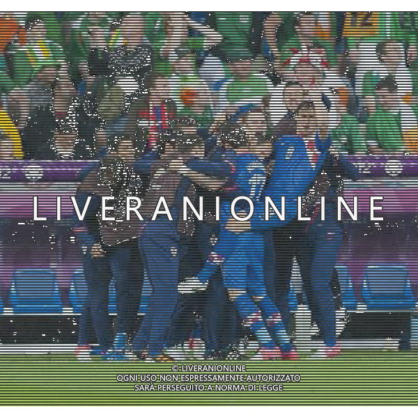 POZNAN 19-06-2012 GRUPA C - ELIMINACJE EURO 2012 IRLANDIA - CHORWACJA NZ GOL CHORWACJA MARIO MANDZUKIC RADOSC FOT KRYSTYNA PACZKOWSKA /NEWSPIX.PL MUNICIPAL STADIUM POZNAN AT UL BULGARSKA 17 GROUP C GAME 6 OF EURO 2012 REPUBLIC OF IRELAND v CROATIA --- Newspix.pl irlanda croazia -AG ALDO LIVERANI SAS - ITALY ONLY - *** Local Caption *** .