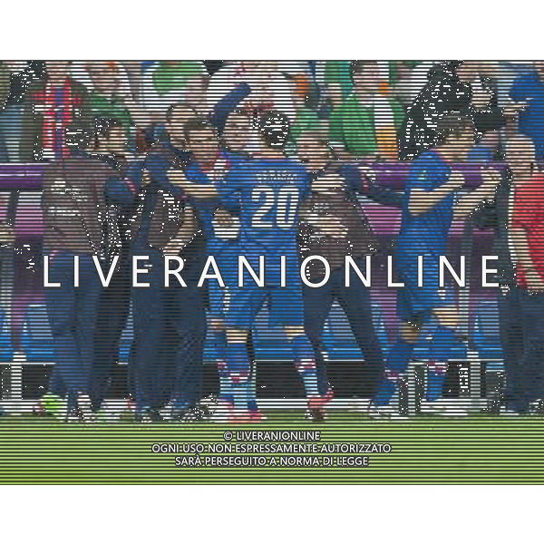 POZNAN 19-06-2012 GRUPA C - ELIMINACJE EURO 2012 IRLANDIA - CHORWACJA NZ GOL CHORWACJA MARIO MANDZUKIC RADOSC FOT KRYSTYNA PACZKOWSKA /NEWSPIX.PL MUNICIPAL STADIUM POZNAN AT UL BULGARSKA 17 GROUP C GAME 6 OF EURO 2012 REPUBLIC OF IRELAND v CROATIA --- Newspix.pl irlanda croazia -AG ALDO LIVERANI SAS - ITALY ONLY - *** Local Caption *** .