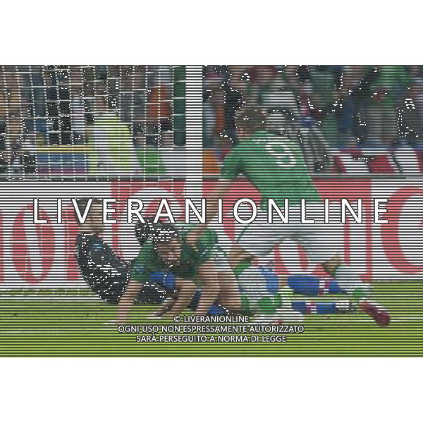POZNAN 19-06-2012 GRUPA C - ELIMINACJE EURO 2012 IRLANDIA - CHORWACJA NZ GOL IRLANDIA SEAN ST LEDGER RADOSC FOT KRYSTYNA PACZKOWSKA /NEWSPIX.PL MUNICIPAL STADIUM POZNAN AT UL BULGARSKA 17 GROUP C GAME 6 OF EURO 2012 REPUBLIC OF IRELAND v CROATIA --- Newspix.pl irlanda croazia -AG ALDO LIVERANI SAS - ITALY ONLY - *** Local Caption *** .