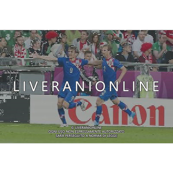 POZNAN 19-06-2012 GRUPA C - ELIMINACJE EURO 2012 IRLANDIA - CHORWACJA NZ GOL CHORWACJA NIKICA JELAVIC RADOSC FOT KRYSTYNA PACZKOWSKA /NEWSPIX.PL MUNICIPAL STADIUM POZNAN AT UL BULGARSKA 17 GROUP C GAME 6 OF EURO 2012 REPUBLIC OF IRELAND v CROATIA --- Newspix.pl irlanda croazia -AG ALDO LIVERANI SAS - ITALY ONLY - *** Local Caption *** .