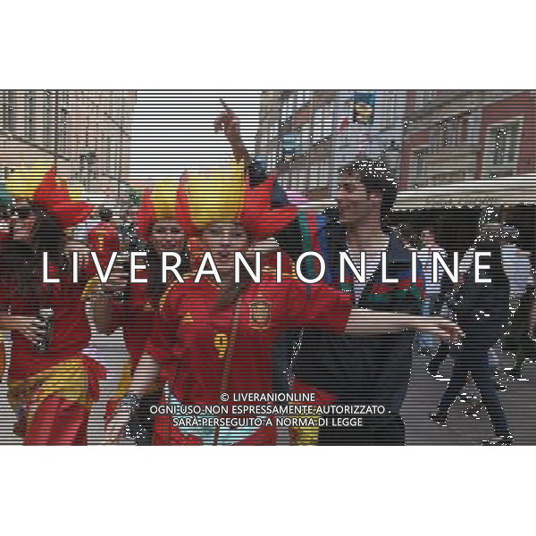 10.06.2012 GDANSK - ARENA GDANSK ( GDANSK POLAND ARENA GDANSK STADIUM STADIUM) PILKA NOZNA (FOOTBALL ) MISTRZOSTWA EUROPY W PILCE NOZNEJ UEFA EURO 2012 ( EUROPEAN CHAPIONSHIPS UEFA EURO 2012 ) GRUPA C ( POOL C) MECZ HISZPANIA - WLOCHY ( GAME SPAIN - ITALY ) NZ KIBICE NA ULICACH GDANSKA PRZED MECZEM FOTO MATEUSZ TRZUSKOWSKI/CYFRASPORT/NEWSPIX.PL --- Newspix.pl -AG ALDO LIVERANI SAS - ITALY ONLY - *** Local Caption *** .