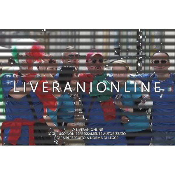 10.06.2012 GDANSK - ARENA GDANSK ( GDANSK POLAND ARENA GDANSK STADIUM STADIUM) PILKA NOZNA (FOOTBALL ) MISTRZOSTWA EUROPY W PILCE NOZNEJ UEFA EURO 2012 ( EUROPEAN CHAPIONSHIPS UEFA EURO 2012 ) GRUPA C ( POOL C) MECZ HISZPANIA - WLOCHY ( GAME SPAIN - ITALY ) NZ KIBICE NA ULICACH GDANSKA PRZED MECZEM FOTO MATEUSZ TRZUSKOWSKI/CYFRASPORT/NEWSPIX.PL --- Newspix.pl -AG ALDO LIVERANI SAS - ITALY ONLY - *** Local Caption *** .