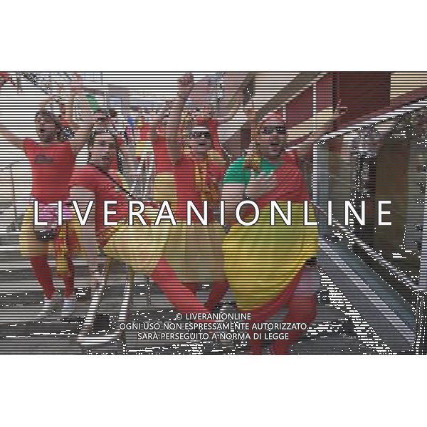 GDANSK 10.06.2012 STADION PGE ARENA N Z HISZPANSCY I WLOSCY KIBICE PRZED WEJSCIEM NA MECZ FOT MICHAL FLUDRA / NEWSPIX.PL Italian AND sPANISH football fans on the Gdansk city streets EURO FOOTBALL 2012 POLAND BEFORE MATCH SPAIN vs ITALY --- Newspix.pl -AG ALDO LIVERANI SAS - ITALY ONLY - *** Local Caption *** .