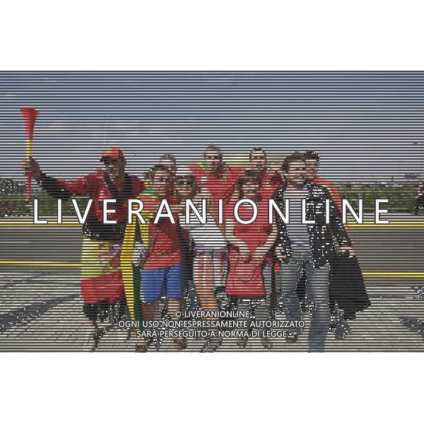 GDANSK 10.06.2012 STADION PGE ARENA N Z HISZPANSCY I WLOSCY KIBICE PRZED WEJSCIEM NA MECZ FOT MICHAL FLUDRA / NEWSPIX.PL Italian AND sPANISH football fans on the Gdansk city streets EURO FOOTBALL 2012 POLAND BEFORE MATCH SPAIN vs ITALY --- Newspix.pl -AG ALDO LIVERANI SAS - ITALY ONLY - *** Local Caption *** .