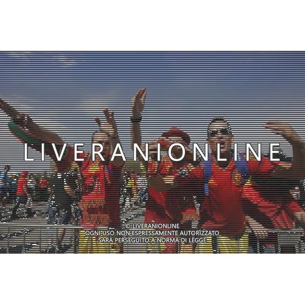 GDANSK 10.06.2012 STADION PGE ARENA N Z HISZPANSCY I WLOSCY KIBICE PRZED WEJSCIEM NA MECZ FOT MICHAL FLUDRA / NEWSPIX.PL Italian AND sPANISH football fans on the Gdansk city streets EURO FOOTBALL 2012 POLAND BEFORE MATCH SPAIN vs ITALY --- Newspix.pl -AG ALDO LIVERANI SAS - ITALY ONLY - *** Local Caption *** .