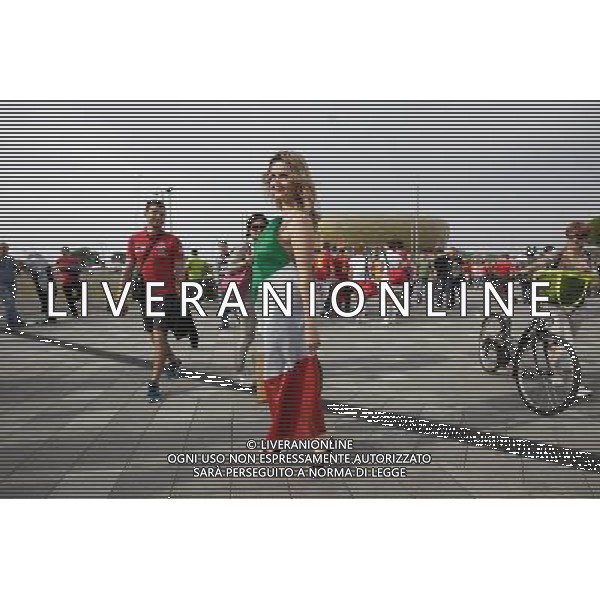 GDANSK 10.06.2012 STADION PGE ARENA N Z HISZPANSCY I WLOSCY KIBICE PRZED WEJSCIEM NA MECZ FOT MICHAL FLUDRA / NEWSPIX.PL Italian AND sPANISH football fans on the Gdansk city streets EURO FOOTBALL 2012 POLAND BEFORE MATCH SPAIN vs ITALY --- Newspix.pl -AG ALDO LIVERANI SAS - ITALY ONLY - *** Local Caption *** .