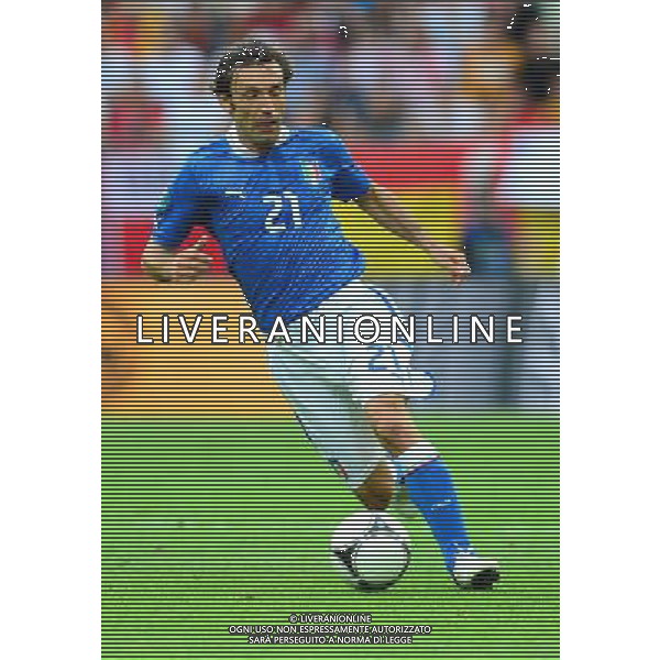 GDANSK 10.06.2012 PILKA NOZNA UEFA EURO 2012 MECZ FAZY GRUPOWEJ GRUPA C HISZPANIA WLOCHY NZ ANDREA PIRLO FOT MAREK BICZYK PRZEGLAD SPORTOWY NEWSPIX.PL POLAND GDANSK EURO 2012 SPAIN vs ITALY --- Newspix.pl -AG ALDO LIVERANI SAS - ITALY ONLY - *** Local Caption *** .