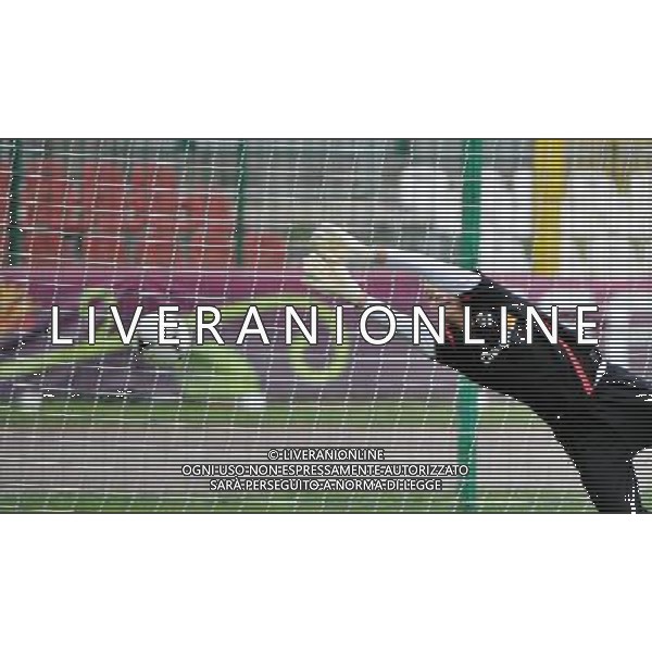 10.06.2012 WARSZAWA (WARSAW POLAND) STADION POLONII WARSZAWA PILKA NOZNA (FOOTBALL) UEFA EURO 2012 POLAND UKRAINE MISTRZOSTWA EUROPY W PILCE NOZNEJ POLSKA UKRAINA TRENING KADRY REPREZENTACJI POLSKI (POLAND NATIONAL FOOTBALL TEAM TRAINING IN WARSAW) N/Z GRZEGORZ SANDOMIERSKI FOTO NORBERT BARCZYK / PRESSFOCUS/NEWSPIX.PL --- Newspix.pl ALLENAMENTO POLONIA - AG ALDO LIVERANI SAS - ITALY ONLY - *** Local Caption *** .