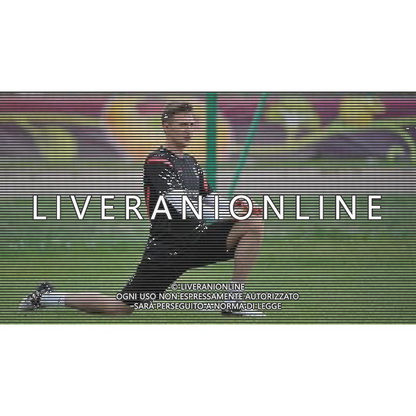 10.06.2012 WARSZAWA (WARSAW POLAND) STADION POLONII WARSZAWA PILKA NOZNA (FOOTBALL) UEFA EURO 2012 POLAND UKRAINE MISTRZOSTWA EUROPY W PILCE NOZNEJ POLSKA UKRAINA TRENING KADRY REPREZENTACJI POLSKI (POLAND NATIONAL FOOTBALL TEAM TRAINING IN WARSAW) N/Z PRZEMYSLAW TYTON FOTO NORBERT BARCZYK / PRESSFOCUS/NEWSPIX.PL --- Newspix.pl ALLENAMENTO POLONIA - AG ALDO LIVERANI SAS - ITALY ONLY - *** Local Caption *** .