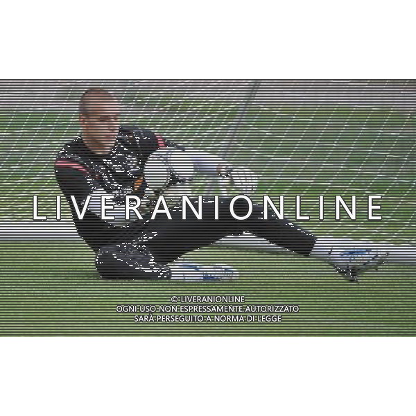 10.06.2012 WARSZAWA (WARSAW POLAND) STADION POLONII WARSZAWA PILKA NOZNA (FOOTBALL) UEFA EURO 2012 POLAND UKRAINE MISTRZOSTWA EUROPY W PILCE NOZNEJ POLSKA UKRAINA TRENING KADRY REPREZENTACJI POLSKI (POLAND NATIONAL FOOTBALL TEAM TRAINING IN WARSAW) N/Z GRZEGORZ SANDOMIERSKI FOTO NORBERT BARCZYK / PRESSFOCUS/NEWSPIX.PL --- Newspix.pl ALLENAMENTO POLONIA - AG ALDO LIVERANI SAS - ITALY ONLY - *** Local Caption *** .