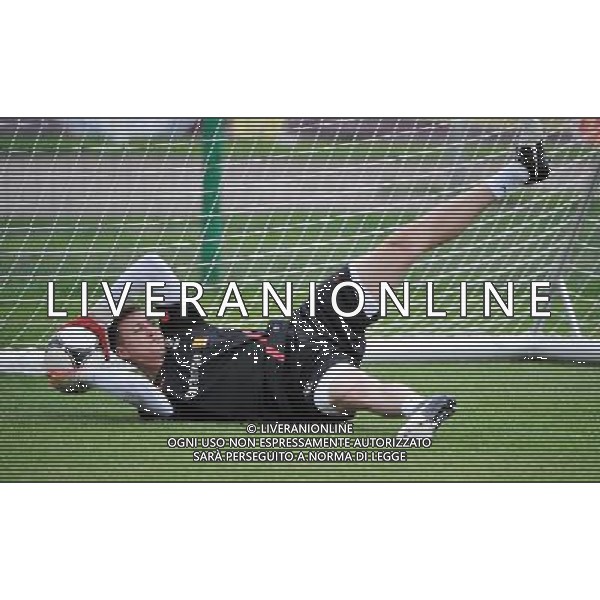 10.06.2012 WARSZAWA (WARSAW POLAND) STADION POLONII WARSZAWA PILKA NOZNA (FOOTBALL) UEFA EURO 2012 POLAND UKRAINE MISTRZOSTWA EUROPY W PILCE NOZNEJ POLSKA UKRAINA TRENING KADRY REPREZENTACJI POLSKI (POLAND NATIONAL FOOTBALL TEAM TRAINING IN WARSAW) N/Z PRZEMYSLAW TYTON FOTO NORBERT BARCZYK / PRESSFOCUS/NEWSPIX.PL --- Newspix.pl ALLENAMENTO POLONIA - AG ALDO LIVERANI SAS - ITALY ONLY - *** Local Caption *** .