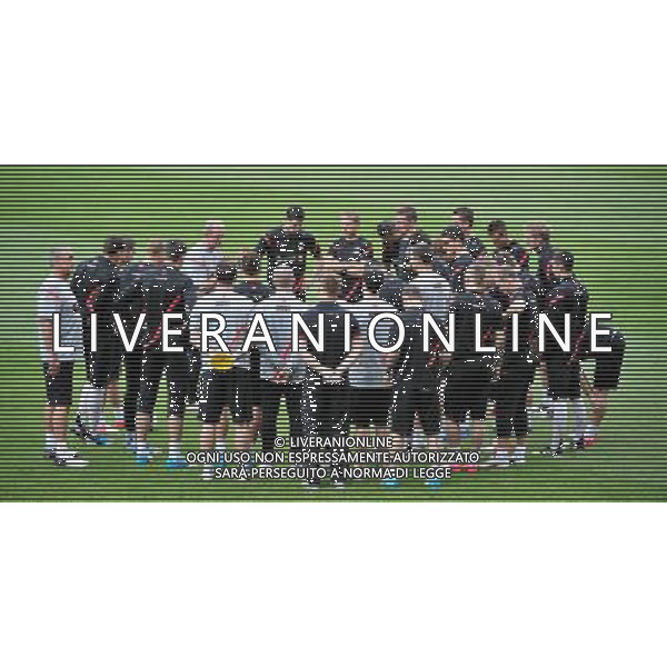 10.06.2012 WARSZAWA (WARSAW POLAND) STADION POLONII WARSZAWA PILKA NOZNA (FOOTBALL) UEFA EURO 2012 POLAND UKRAINE MISTRZOSTWA EUROPY W PILCE NOZNEJ POLSKA UKRAINA TRENING KADRY REPREZENTACJI POLSKI (POLAND NATIONAL FOOTBALL TEAM TRAINING IN WARSAW) N/Z PILKARZE PRZED TRENINGIEM FRANCISZEK SMUDA FOTO NORBERT BARCZYK / PRESSFOCUS/NEWSPIX.PL --- Newspix.pl ALLENAMENTO POLONIA - AG ALDO LIVERANI SAS - ITALY ONLY - *** Local Caption *** .