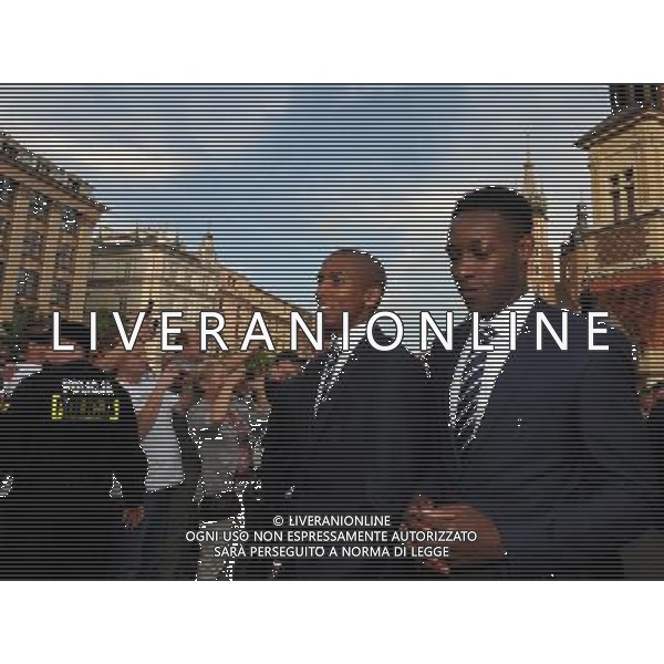 KRAKOW 07.06.2012 PRZEJSCIE PILKARZY REPREZENTACJI ANGLII Z SUKIENNIC DO HOTEL STARY PO WELCOME MEETING. MEMBERS OF ENGLISH FOOTBALL NATIONAL TEAM IN MAIN MARKET SQUARE IN CRACOW ASHLEY YOUNG DANNY WELBECK FOT. JAKUB GRUCA/ NEWSPIX.PL AG ALDO LIVERANI SAS - ITALY ONLY - *** Local Caption *** .