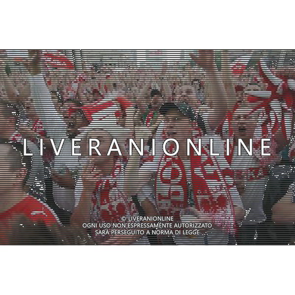 08.06.2012 NWARSZAWA WARSAW EURO 2012 STREFA KIBICA FAN FANI REAKCJE KIBICOW PODCZAS MECZU OTWARCIA KIBIC KIBICE POLSKA vs GRECJA POLAND EURO 2012 FAN ZONE FANS FOT. ALEKSANDER MAJDANSKI/NEWSPIX.PL --- Newspix.pl AG ALDO LIVERANI S A S ONLY ITALY *** Local Caption *** www.newspix.pl mail us: info@newspix.pl call us: 0048 022 23 22 222 --- Polish Picture Agency by Ringier Axel Springer Poland