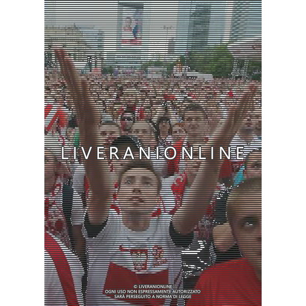 08.06.2012 NWARSZAWA WARSAW EURO 2012 STREFA KIBICA FAN FANI REAKCJE KIBICOW PODCZAS MECZU OTWARCIA KIBIC KIBICE POLSKA vs GRECJA POLAND EURO 2012 FAN ZONE FANS FOT. ALEKSANDER MAJDANSKI/NEWSPIX.PL --- Newspix.pl AG ALDO LIVERANI S A S ONLY ITALY *** Local Caption *** www.newspix.pl mail us: info@newspix.pl call us: 0048 022 23 22 222 --- Polish Picture Agency by Ringier Axel Springer Poland