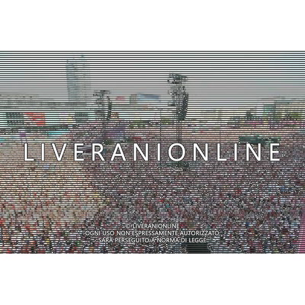 WARSZAWA 07.06.2012 STREFA KIBICA EURO 2012 NAJWIEKSZA STREFA KIBICA PODCZAS EURO 2012 MECZ POLSKA GRECJA THE BIGERST FAN ZONE IN EURO 2012 N Z. KIBICE FANI FANS FLAGI BARWY NARODOWE ZABAWA FOT.ALEKSANDER MAJDANSKI / NEWSPIX.PL --- Newspix.pl AG ALDO LIVERANI S A S ONLY ITALY *** Local Caption *** www.newspix.pl mail us: info@newspix.pl call us: 0048 022 23 22 222 --- Polish Picture Agency by Ringier Axel Springer Poland