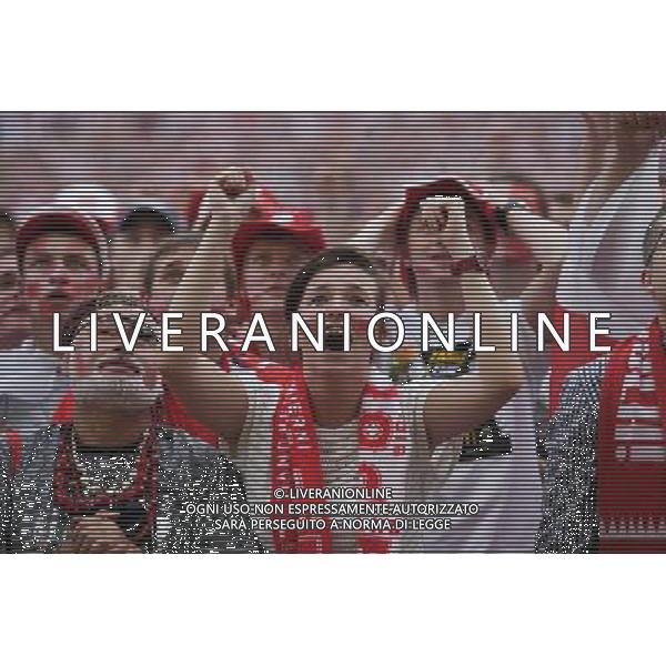 GDANSK 08.06.2012 STREFA KIBICA GDANSK N Z KIBICE OGLADAJA MECZ POLSKA GRECJA FOT MICHAL FLUDRA / NEWSPIX.PL Football fans watch the first UEFA EURO 2012 match inside the Gdansk\'s FanZone --- Newspix.pl AG ALDO LIVERANI S A S ONLY ITALY *** Local Caption *** www.newspix.pl mail us: info@newspix.pl call us: 0048 022 23 22 222 --- Polish Picture Agency by Ringier Axel Springer Poland