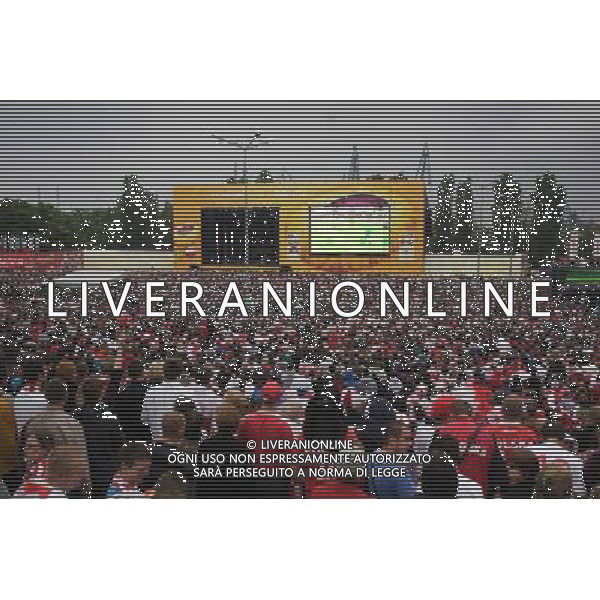 GDANSK 08.06.2012 STREFA KIBICA GDANSK N Z KIBICE OGLADAJA MECZ POLSKA GRECJA FOT MICHAL FLUDRA / NEWSPIX.PL Football fans watch the first UEFA EURO 2012 match inside the Gdansk\'s FanZone --- Newspix.pl AG ALDO LIVERANI S A S ONLY ITALY *** Local Caption *** www.newspix.pl mail us: info@newspix.pl call us: 0048 022 23 22 222 --- Polish Picture Agency by Ringier Axel Springer Poland