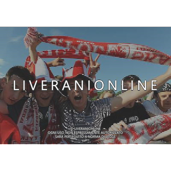 KRAKOW 08.06.2012 MECZ OTWARCIA EURO 2012 POLSKA GRECJA STREFA KIBICA KRAKOW KRAKOWSKIE BLONIA. FOT. JAKUB GRUCA/ NEWSPIX.PL FAN ZONE CRACOW POLAND EURO 2012 FANS --- Newspix.pl AG ALDO LIVERANI S A S ONLY ITALY *** Local Caption *** www.newspix.pl mail us: info@newspix.pl call us: 0048 022 23 22 222 --- Polish Picture Agency by Ringier Axel Springer Poland