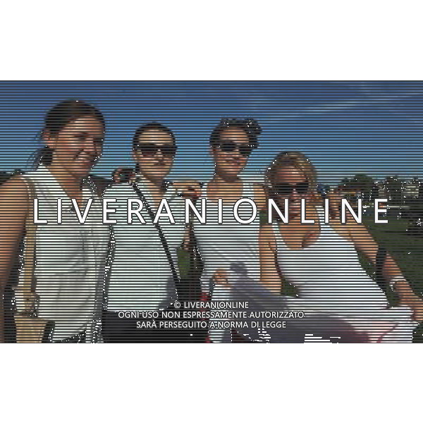 KRAKOW 08.06.2012 MECZ OTWARCIA EURO 2012 POLSKA GRECJA STREFA KIBICA KRAKOW KRAKOWSKIE BLONIA. FOT. JAKUB GRUCA/ NEWSPIX.PL FAN ZONE CRACOW POLAND EURO 2012 FANS --- Newspix.pl AG ALDO LIVERANI S A S ONLY ITALY *** Local Caption *** www.newspix.pl mail us: info@newspix.pl call us: 0048 022 23 22 222 --- Polish Picture Agency by Ringier Axel Springer Poland