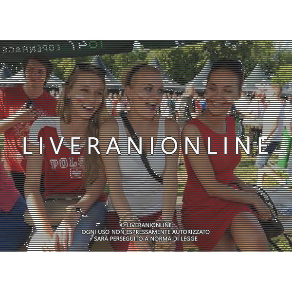 KRAKOW 08.06.2012 MECZ OTWARCIA EURO 2012 POLSKA GRECJA STREFA KIBICA KRAKOW KRAKOWSKIE BLONIA. FOT. JAKUB GRUCA/ NEWSPIX.PL FAN ZONE CRACOW POLAND EURO 2012 FANS --- Newspix.pl AG ALDO LIVERANI S A S ONLY ITALY *** Local Caption *** www.newspix.pl mail us: info@newspix.pl call us: 0048 022 23 22 222 --- Polish Picture Agency by Ringier Axel Springer Poland