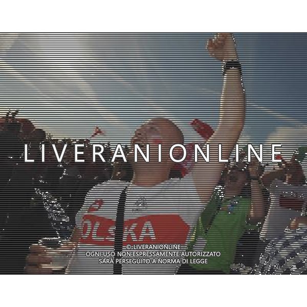 KRAKOW 08.06.2012 MECZ OTWARCIA EURO 2012 POLSKA GRECJA STREFA KIBICA KRAKOW KRAKOWSKIE BLONIA. FOT. JAKUB GRUCA/ NEWSPIX.PL FAN ZONE CRACOW POLAND EURO 2012 FANS --- Newspix.pl AG ALDO LIVERANI S A S ONLY ITALY *** Local Caption *** www.newspix.pl mail us: info@newspix.pl call us: 0048 022 23 22 222 --- Polish Picture Agency by Ringier Axel Springer Poland