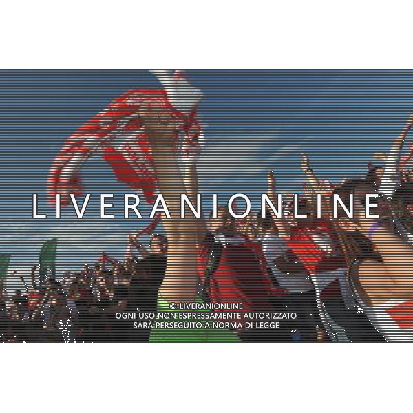 KRAKOW 08.06.2012 MECZ OTWARCIA EURO 2012 POLSKA GRECJA STREFA KIBICA KRAKOW KRAKOWSKIE BLONIA. FOT. JAKUB GRUCA/ NEWSPIX.PL FAN ZONE CRACOW POLAND EURO 2012 FANS --- Newspix.pl AG ALDO LIVERANI S A S ONLY ITALY *** Local Caption *** www.newspix.pl mail us: info@newspix.pl call us: 0048 022 23 22 222 --- Polish Picture Agency by Ringier Axel Springer Poland