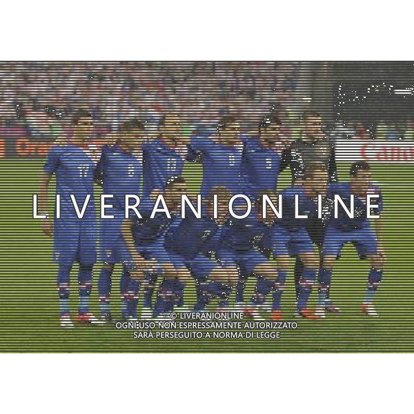 (120611) -- POZNAN, June 11, 2012 () -- Players of Croatia pose for a team photo during the Group C match against Ireland at the Euro 2012 football championships in Poznan, Poland, June 10, 2012. Croatia won 3-1. (/Wu Wei) (jyc) AG ALDO LIVERANI S A S ONLY ITALY