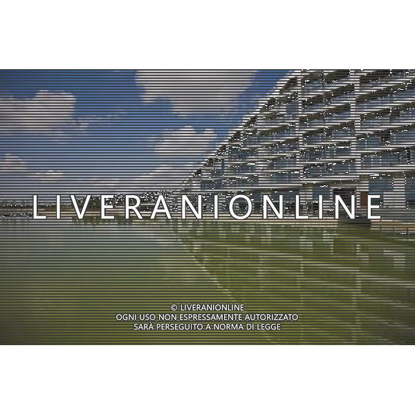 (120614) -- COPENHAGEN, June 14, 2012 () -- Photo taken on June 12, 2012 shows the \'8 Tallet\', a green-roofed eco-village in Copenhagen, capital of Denmark. (/Zhou Lei) AG ALDO LIVERANI S A S ONLY ITALY