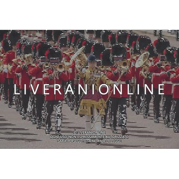 General view of the Trooping The Colours ceremony at the horse guards parade Since 1748 Trooping the Colour has also marked the official birthday of the British sovereign. It is held in London annually on a Saturday in June on Horse Guards Parade next to St. James\'s Park, and coincides with the publication of the Birthday Honours List. Among the audience are the Royal Family, invited guests, ticketholders and the general public. The colourful ceremony is also known as \'The Queen\'s Birthday Parade\', though the official birthday for the Queen is on the 21st of June ©photoshot/Agenzia Aldo Liverani Sas - ITALY ONLY - REALI INGLESI: La regina Elisabetta II e famiglia reale ha festeggiato il suo compleanno ufficiale, passando in rassegna le truppe e le Guardie dei suoi reggimenti nel centro di Londra, Gran Bretagna, 16 giugno 2012