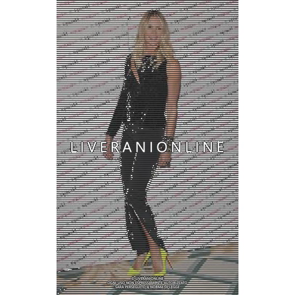 Elle Macpherson at the Britain \' Ireland\'s Next Top Model - Press Launch at Claridge\'s Hotel, London - June 19th 2012 - ©photoshot/AG ALDO LIVERANI SAS - ITALY ONLY -