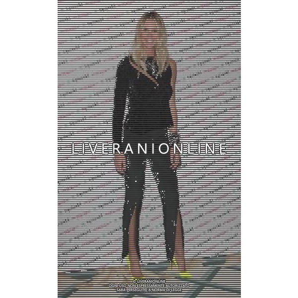 Elle Macpherson at the Britain \' Ireland\'s Next Top Model - Press Launch at Claridge\'s Hotel, London - June 19th 2012 - ©photoshot/AG ALDO LIVERANI SAS - ITALY ONLY -