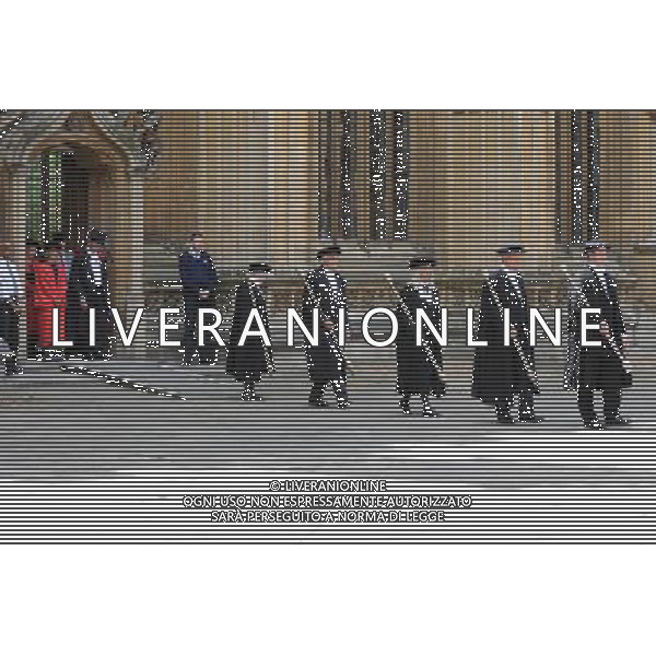 Aung San Suu Kyi receives her honorary degree along with seven other distinguished figures at the Encaenia ceremony in the Sheldonian Theatre, Oxford. 20th June 2012 /PHOTOSHOT/AG ALDO LIVERANI SAS - ITALY ONLY -