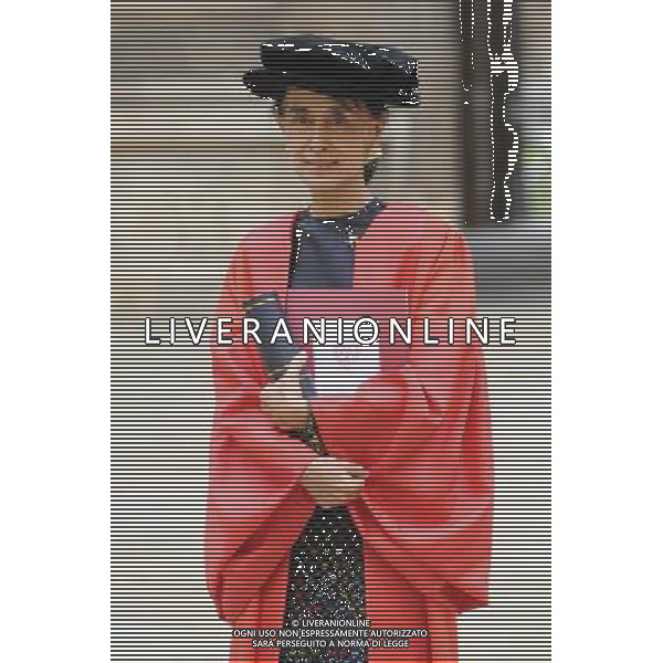 Aung San Suu Kyi receives her honorary degree along with seven other distinguished figures at the Encaenia ceremony in the Sheldonian Theatre, Oxford. 20th June 2012 /PHOTOSHOT/AG ALDO LIVERANI SAS - ITALY ONLY -