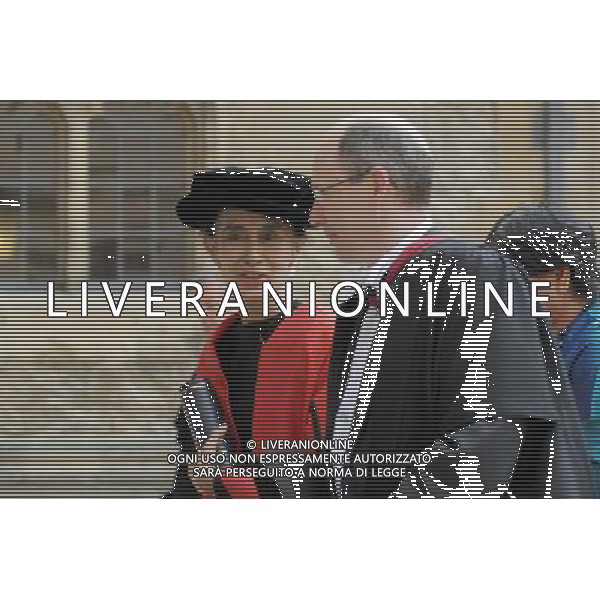 Aung San Suu Kyi receives her honorary degree along with seven other distinguished figures at the Encaenia ceremony in the Sheldonian Theatre, Oxford. 20th June 2012 /PHOTOSHOT/AG ALDO LIVERANI SAS - ITALY ONLY -