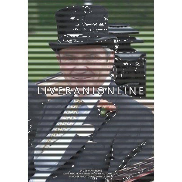 Ladies Day at Royal Ascot is traditionally seen as the height of English fashion, and even this yearÍs wet weather has not dampened the event. Ascot, Berkshire. England. Michael Middleton arrives on Ladies Day. 21-6-12 /PHOTOSHOT/ALDO LIVERANI SAS - ITALY ONLY