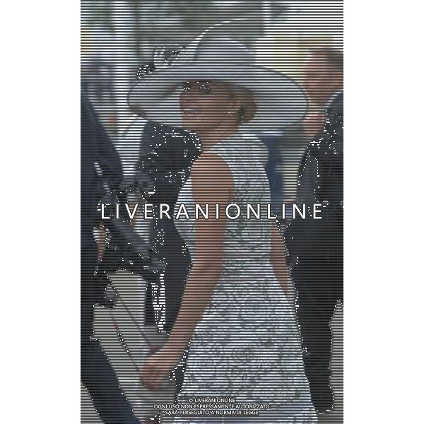 Ladies Day at Royal Ascot is traditionally seen as the height of English fashion, and even this yearÍs wet weather has not dampened the event. Ascot, Berkshire. England. Katherine Jenkins. 21-6-12 /PHOTOSHOT/ALDO LIVERANI SAS - ITALY ONLY