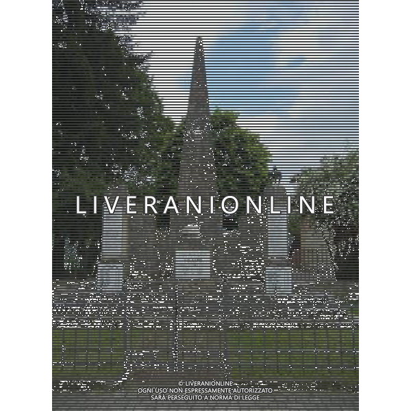 Il castello di Vigoleno  un imponente complesso fortificato della provincia di Piacenza sul confine con quella di Parma, nel comune di Vernasca AG ALDO LIVERANI *** Local Caption *** Il castello di Vigoleno  un imponente complesso fortificato della provincia di Piacenza sul confine con quella di Parma, nel comune di Vernasca