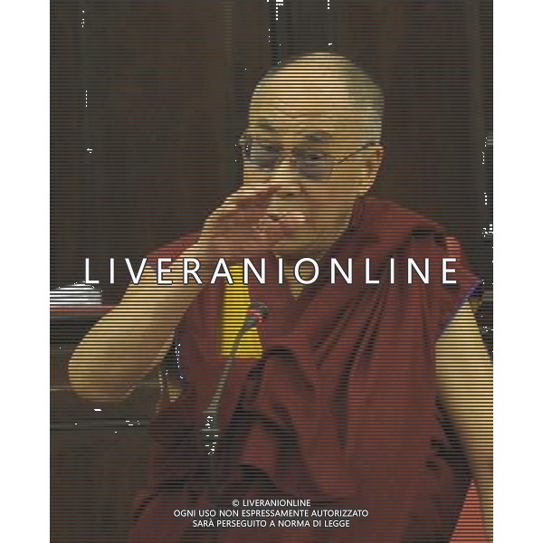 MILANO 26/6/2012 ARRIVO DEL DALAI LAMA A PALAZZO MARINO FOTO ROMANO/AG ALDO LIVERANI
