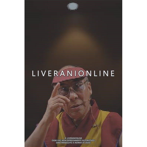 MILANO 26/6/2012 IL DALAI LAMA INCONTRA I GIOVANI AL TEATRO DAL VERME FOTO ROMANO/AG ALDO LIVERANI