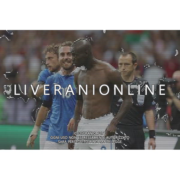 28.06.2012 - Gdansk , Poland . UEFA EURO 2012 . Mecz 1/2 Finalu Niemcy - Wlochy / match Germany - Italy / fussballspiell Deutschland - Italien . n/z. gol bramka goal tor 0:2 Mario Balotelli radosc . Fot. Tomasz Wantula / EDYTOR.net --- Newspix.pl EUROPEI 2012 GERMANIA ITALIA AG ALDO LIVERANI SAS - ITALY ONLY - *** Local Caption *** www.newspix.pl mail us: info@newspix.pl call us: 0048 022 23 22 222 --- Polish Picture Agency by Ringier Axel Springer Poland