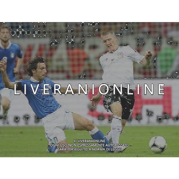 WARSZAWA 28/06/2012 STADION NARODOWY 2012 PILKA NOZNA EURO 2012 POLFINAL MECZ NIEMCY WLOCHY WARSAW NATIONAL STADIUM FOOTBALL EURO 2012 SEMI FINAL MATCH GERMANY ITALY N/Z (L) ANDREA PIRLO BASTIAN SCHWEINSTEIGER FOTO KAMIL KRASZEWSKI APPA --- Newspix.pl EUROPEI 2012 GERMANIA ITALIA AG ALDO LIVERANI SAS - ITALY ONLY - *** Local Caption *** www.newspix.pl mail us: info@newspix.pl call us: 0048 022 23 22 222 --- Polish Picture Agency by Ringier Axel Springer Poland